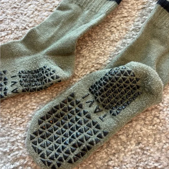 Pilates Grip Socks - Picture 2 of 5